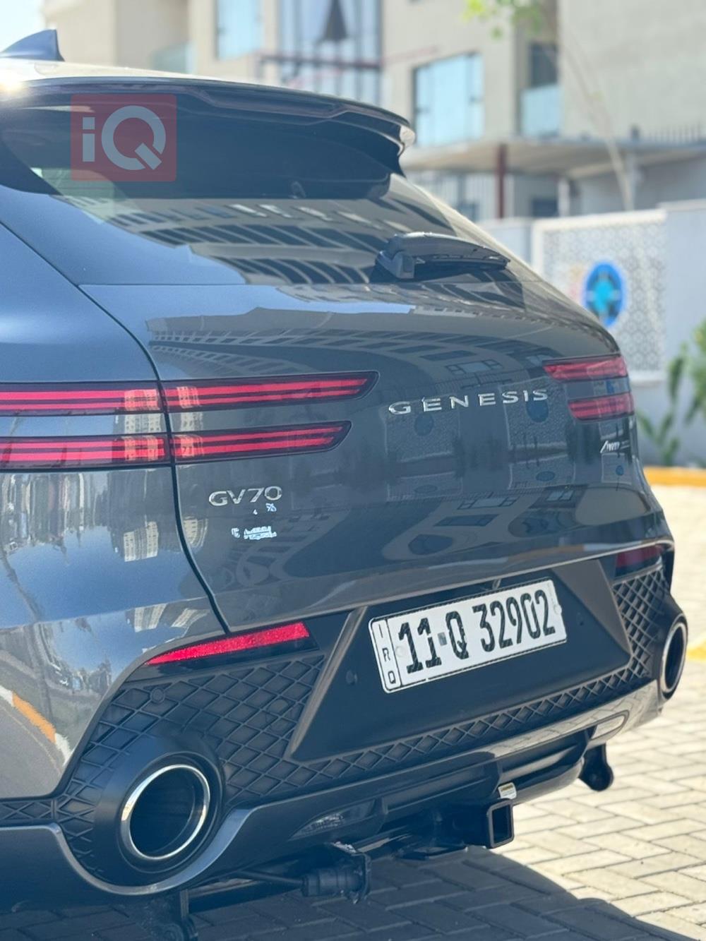 جنسس GV70